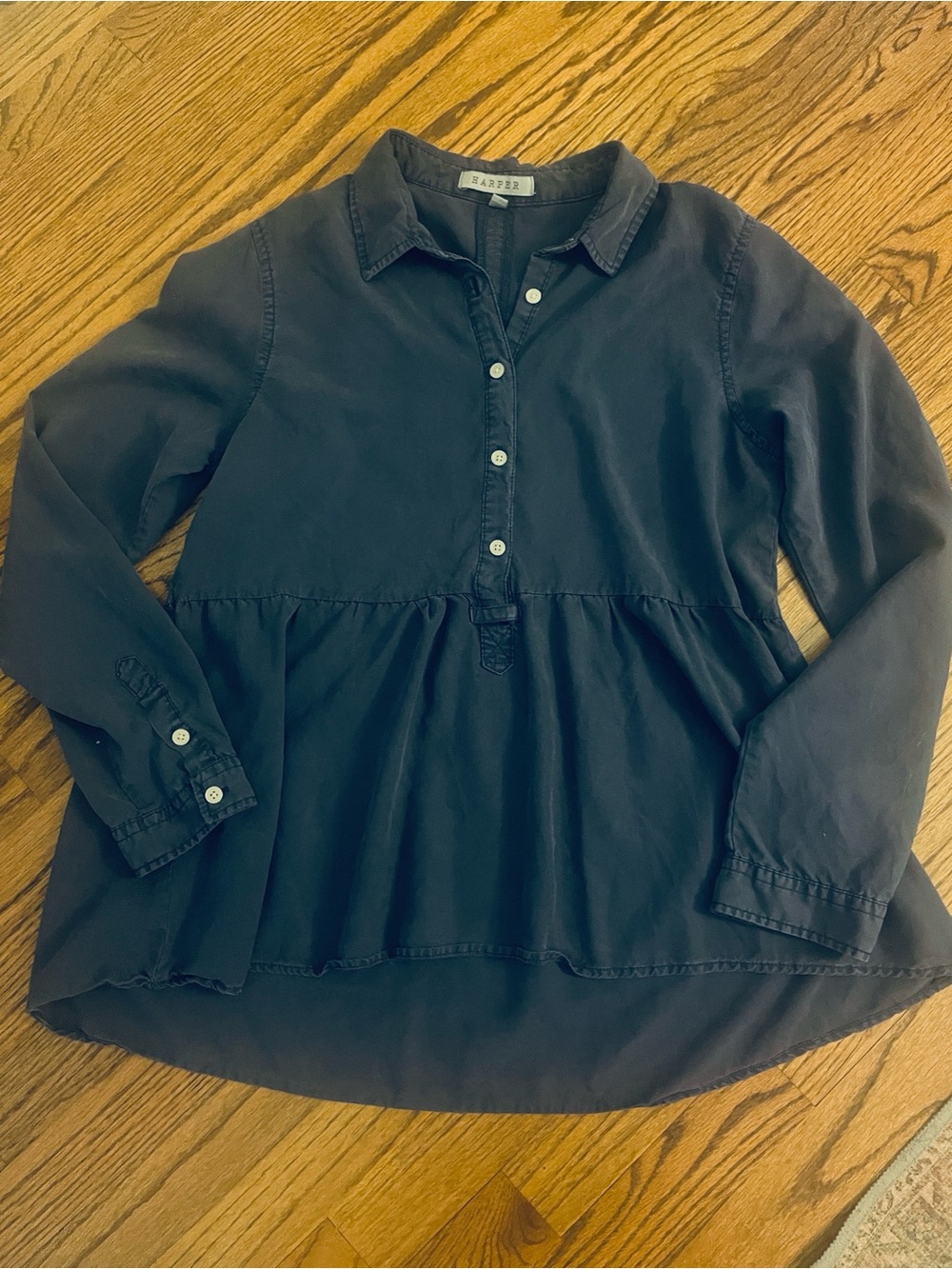 Harper Navy Peplum Flowy Collared Button-Up Blouse Size Medium 100% Lyocell
